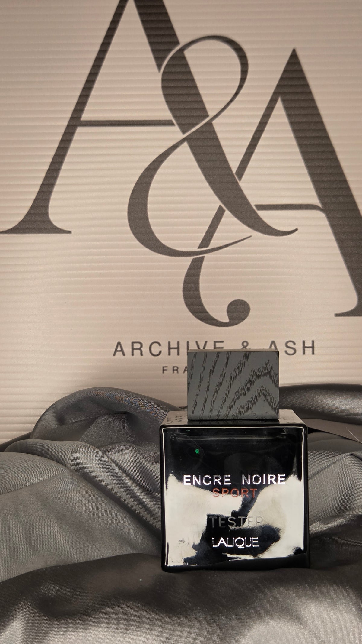 Encre Noire Sport EDT — Lalique