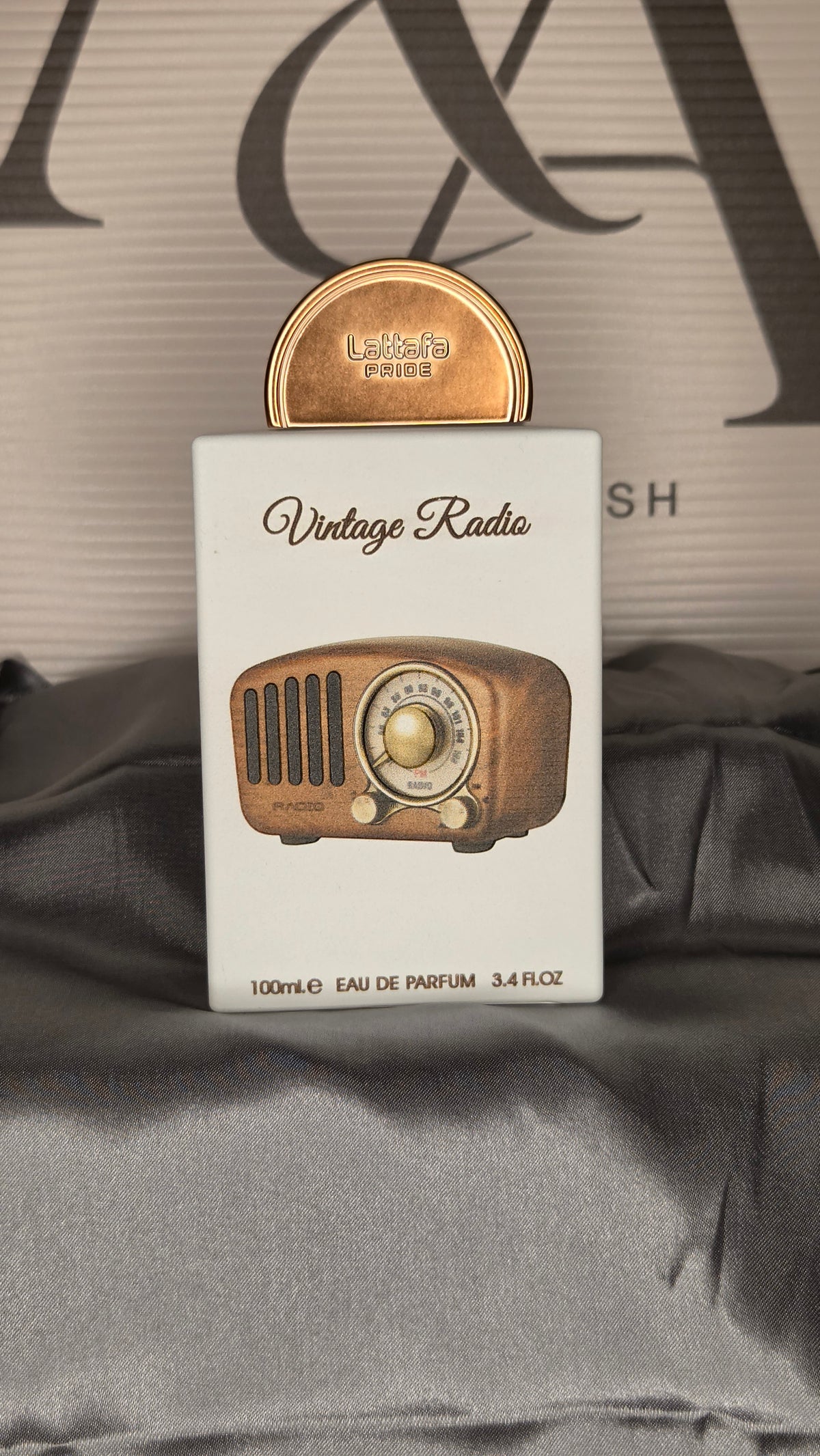 Vintage Radio — Lattafa