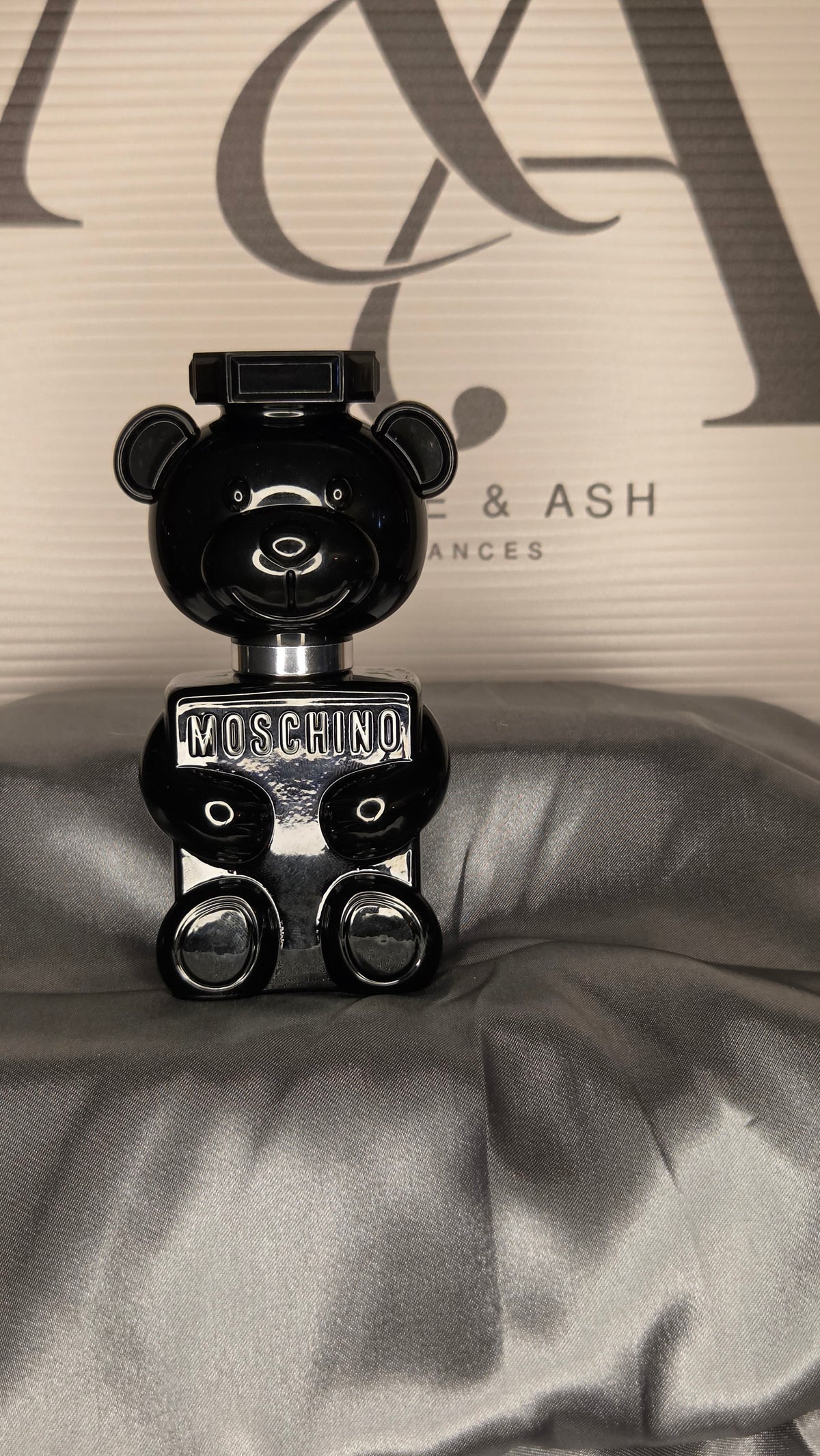 Toy Boy EDP — Moschino