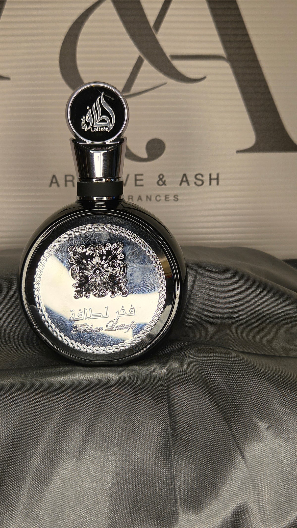 Fakhar Black EDP — Lattafa