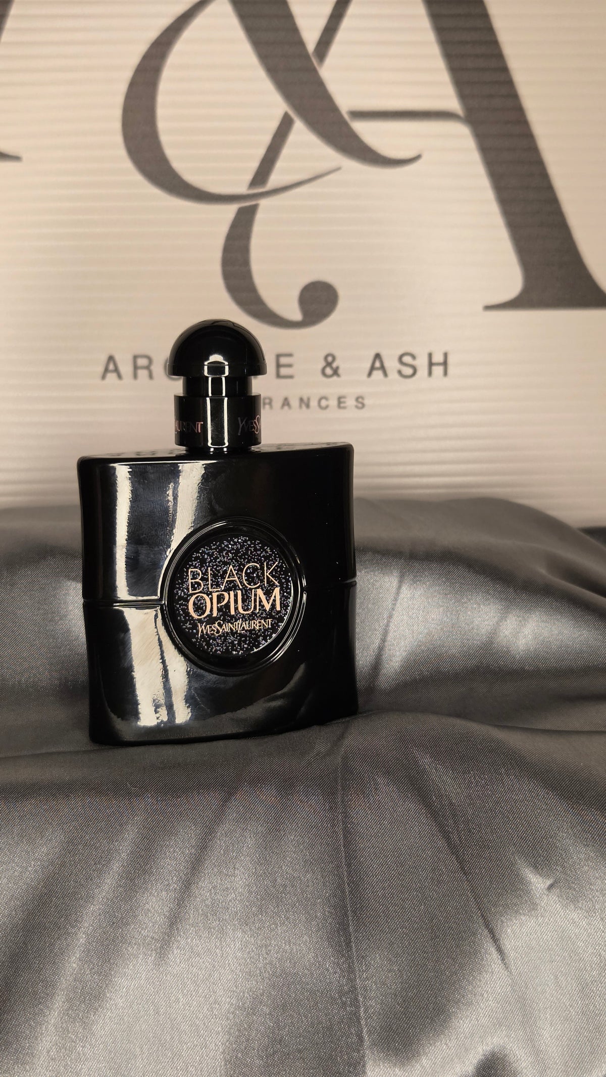 Black Opium Le Parfum — Yves Saint Laurent